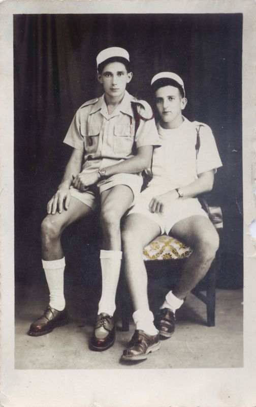 Ilija K. Maksimovic sa drugom, 1950.